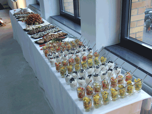 Das phantastische B�fett, vom Mundelkoch gefertigt.