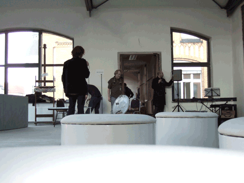 Tiefenrauschorchester und ORWOhaus-Duo beim Soundcheck